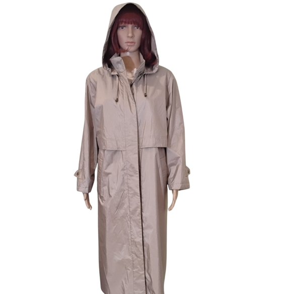 Fleet Street Water Resistant Lined Trench Coat - Size 10P - Picture 7 of 12